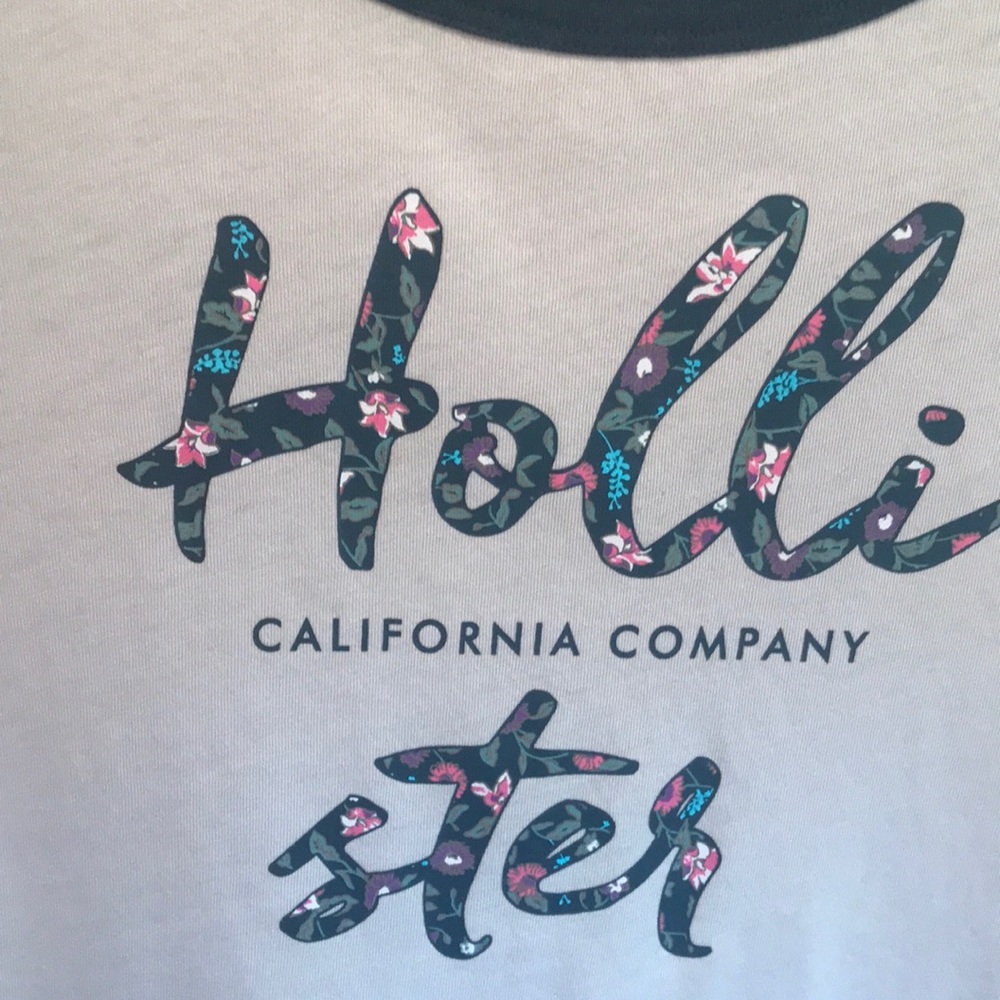 HOLLISTER TEE - Picture 3 of 4